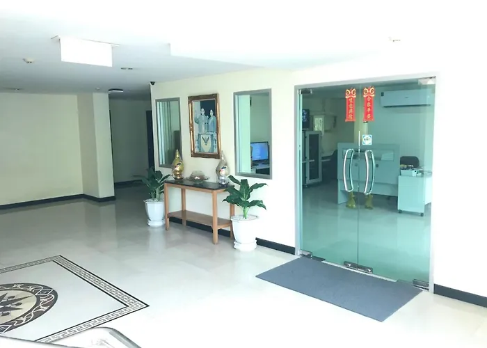 Charming Resident Sukhumvit 22 公寓