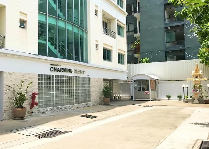 Charming Resident Sukhumvit 22 *