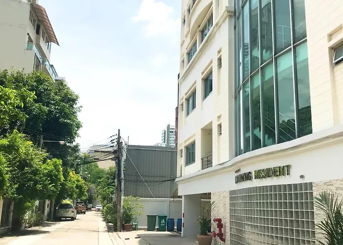 Charming Resident Sukhumvit 22 * 曼谷