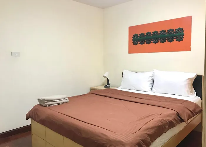 Charming Resident Sukhumvit 22 曼谷